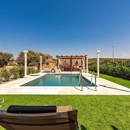 ביבינייה Villa Aldonna מראה חיצוני תמונה