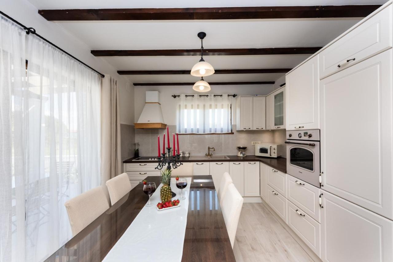 ביבינייה Villa Aldonna מראה חיצוני תמונה