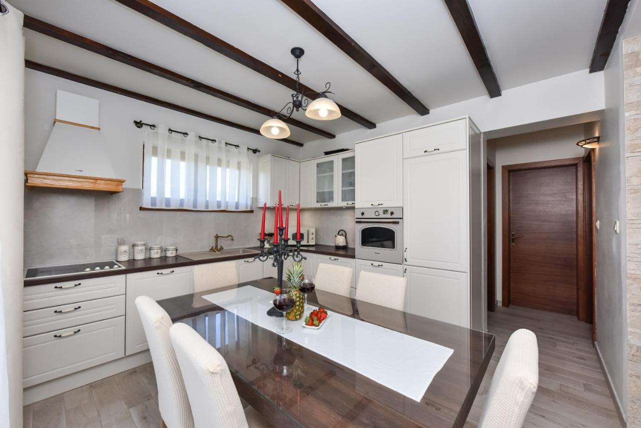 ביבינייה Villa Aldonna מראה חיצוני תמונה