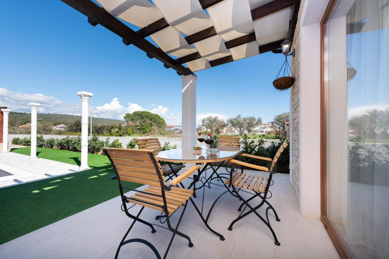 ביבינייה Villa Aldonna מראה חיצוני תמונה