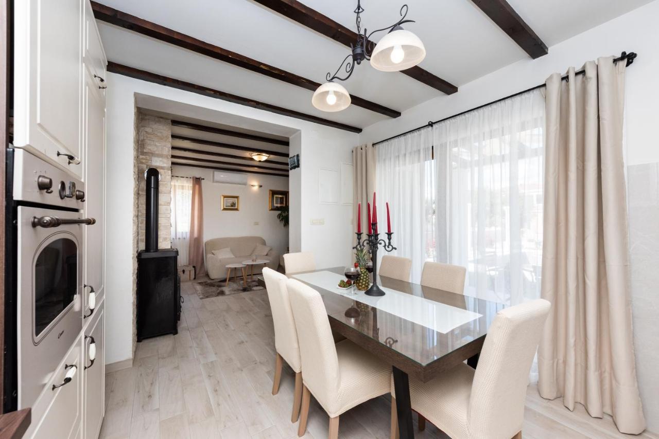 ביבינייה Villa Aldonna מראה חיצוני תמונה