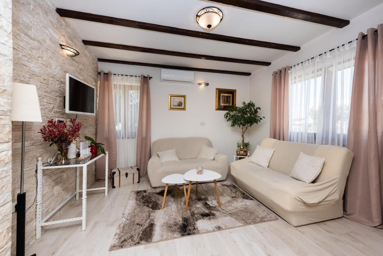 ביבינייה Villa Aldonna מראה חיצוני תמונה
