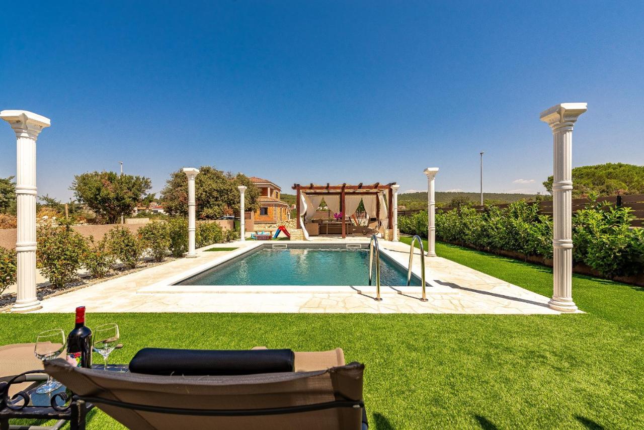 ביבינייה Villa Aldonna מראה חיצוני תמונה