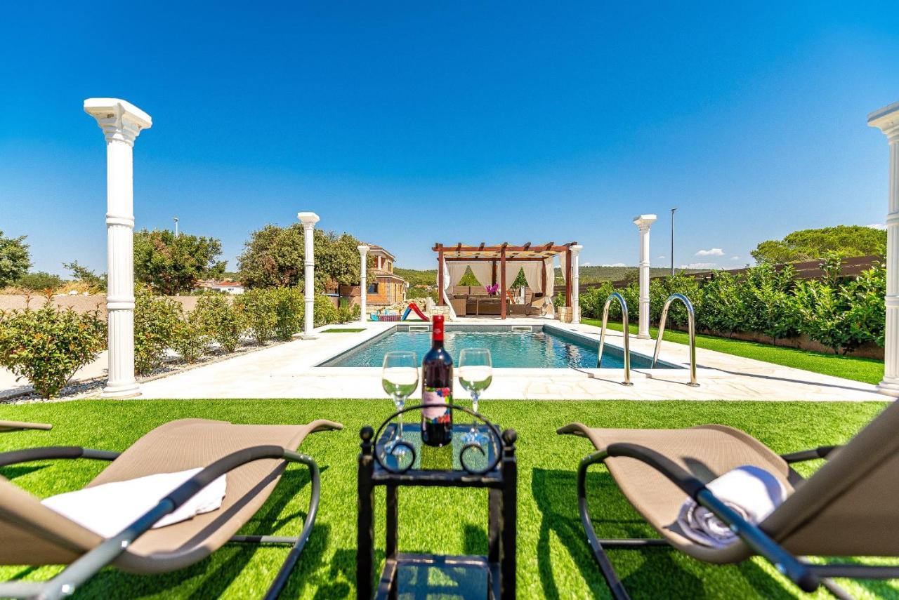 ביבינייה Villa Aldonna מראה חיצוני תמונה
